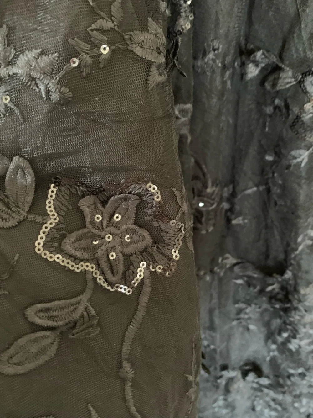 NWT BloomChic Plus Size 30 Black Cocktail Dress 3D Floral Appliqués and Sequins - Picture 4 of 8